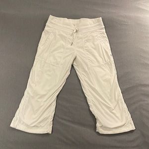 Lululemon 3/4 white pants